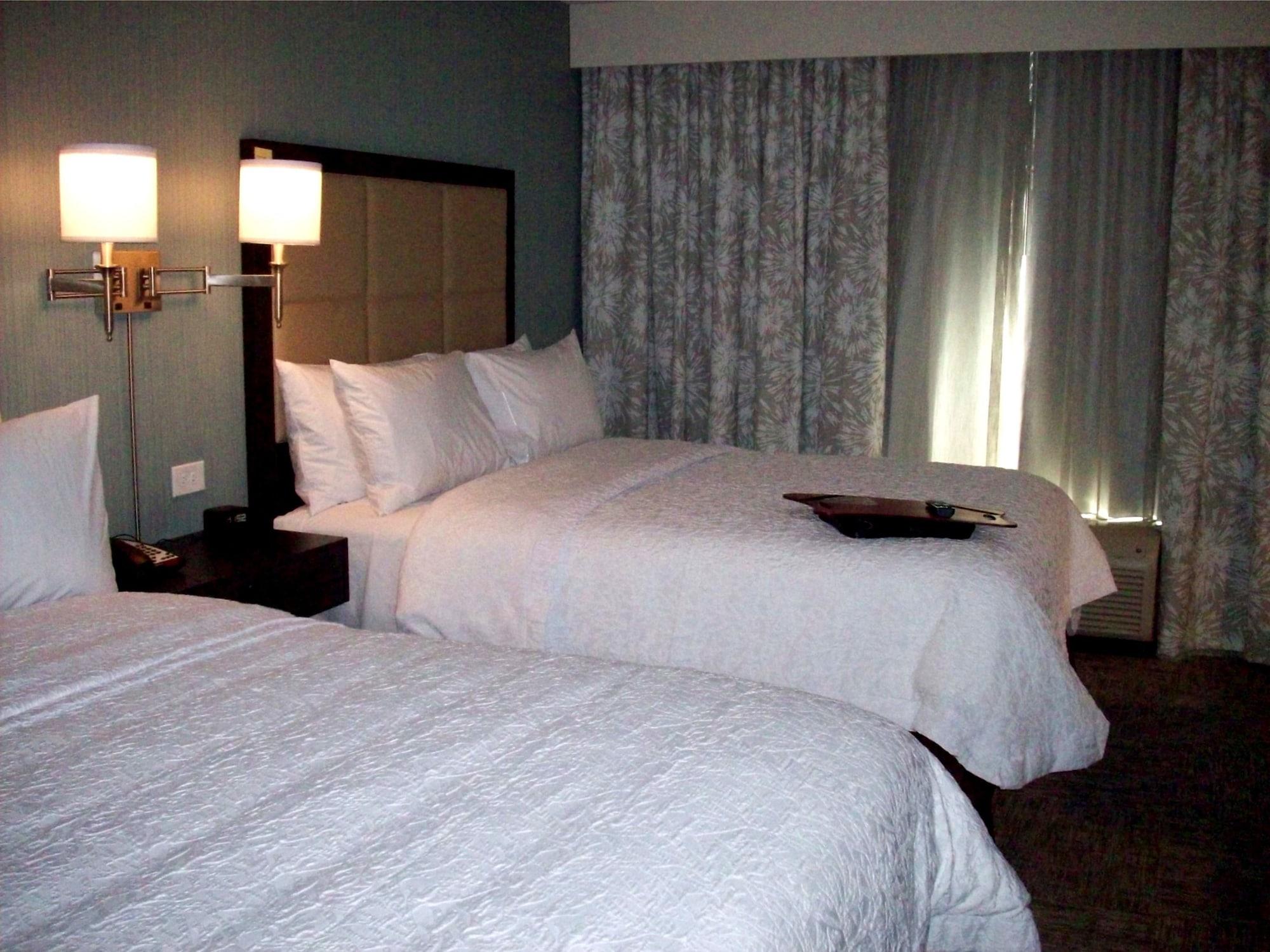 Hampton Inn- Suffolk Exterior photo